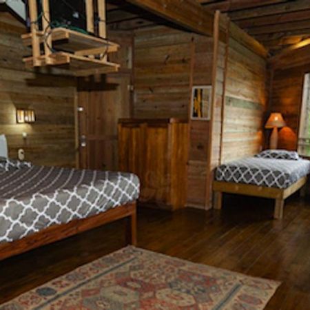 Roatan Bed & Breakfast Apartments ウェスト・エンド エクステリア 写真