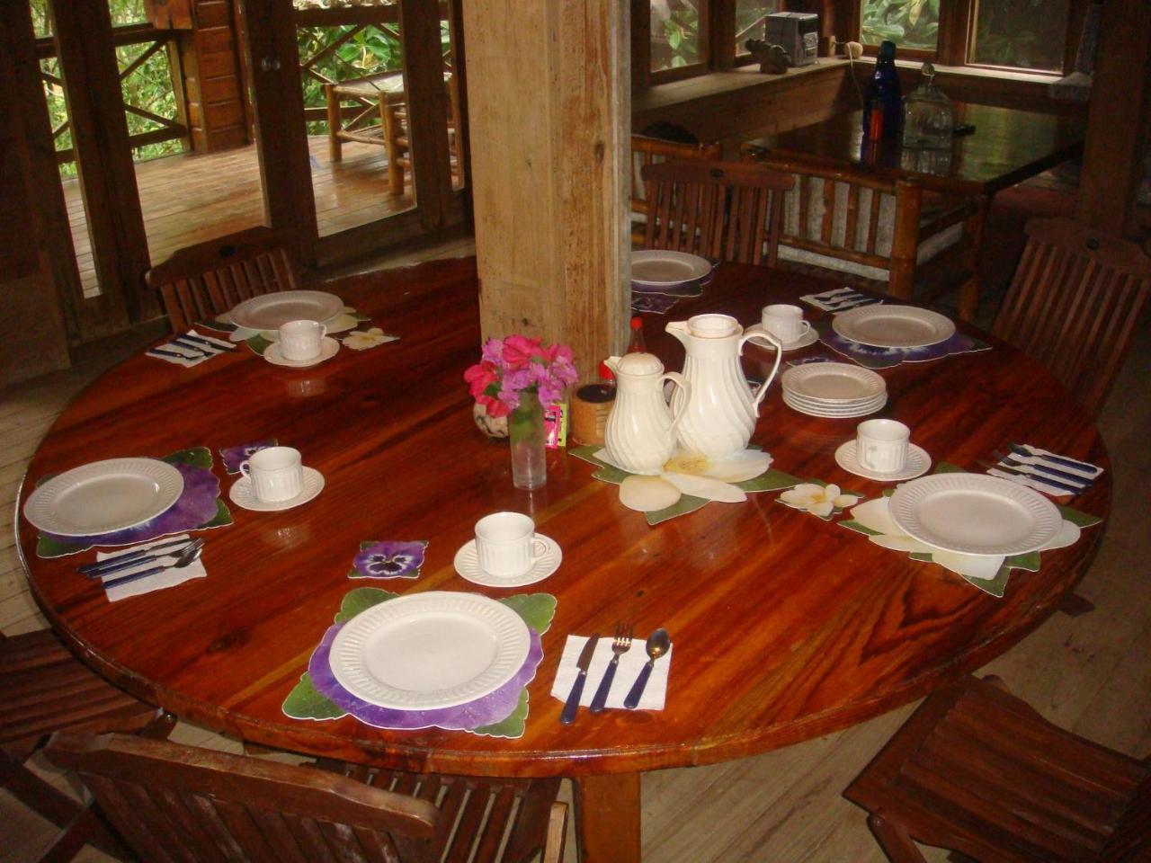 Roatan Bed & Breakfast Apartments ウェスト・エンド エクステリア 写真